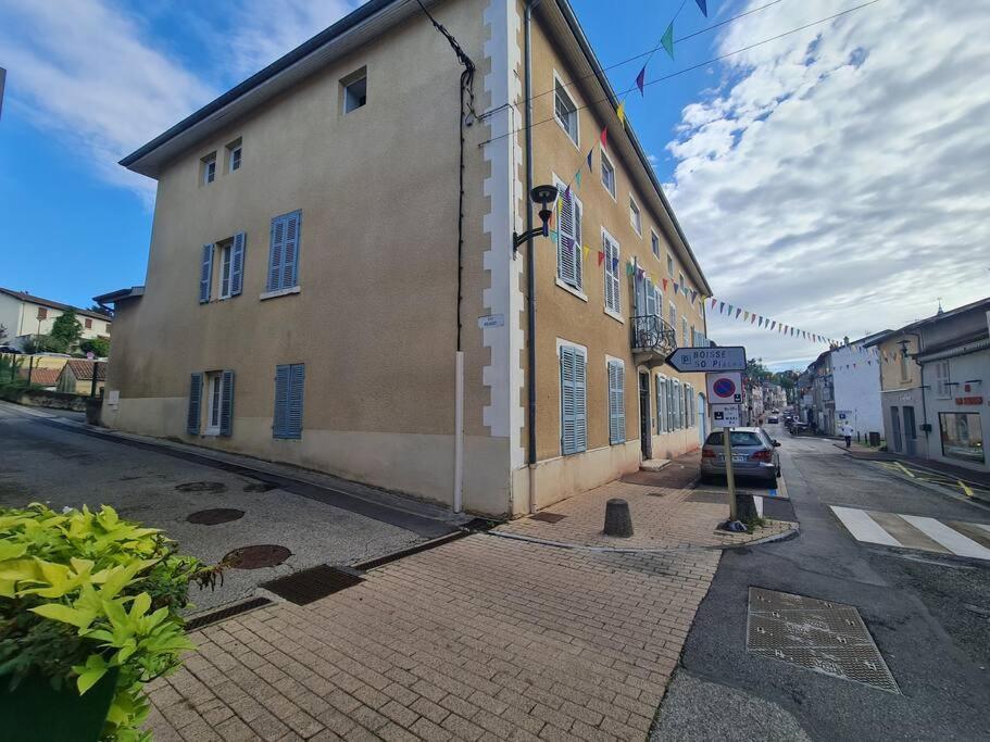 Bel Appartement Meximieux Centre Ville 2 Chambres Exterior photo